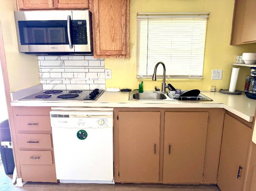51 Odessa Drive a Winter Haven, FL Mobile or Manufactured Home for Sale